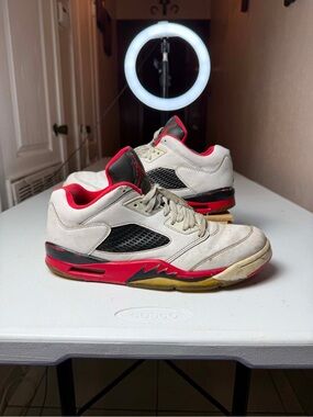 Air Jordan 5 Retro 2015 Low Fire Red Lace Up Men’s Sz 10.5 Shoes extremely beat